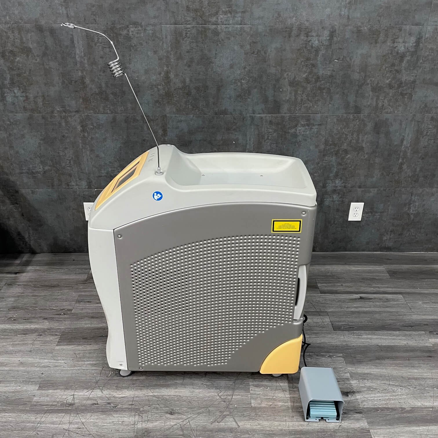 Cynosure SLT II Liposuction Unit