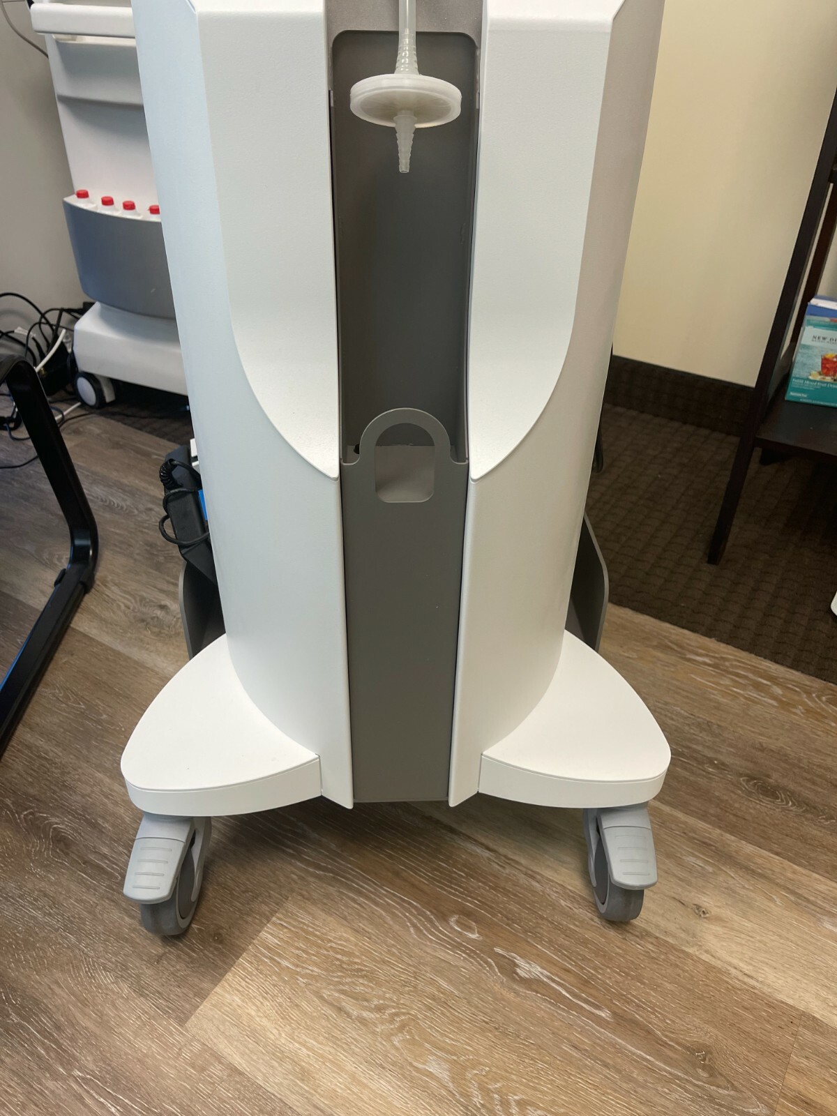 2018 Venus Concept NeoGraft 2.0 ~ Single Owner System ~ Includes 112,644 Grafts