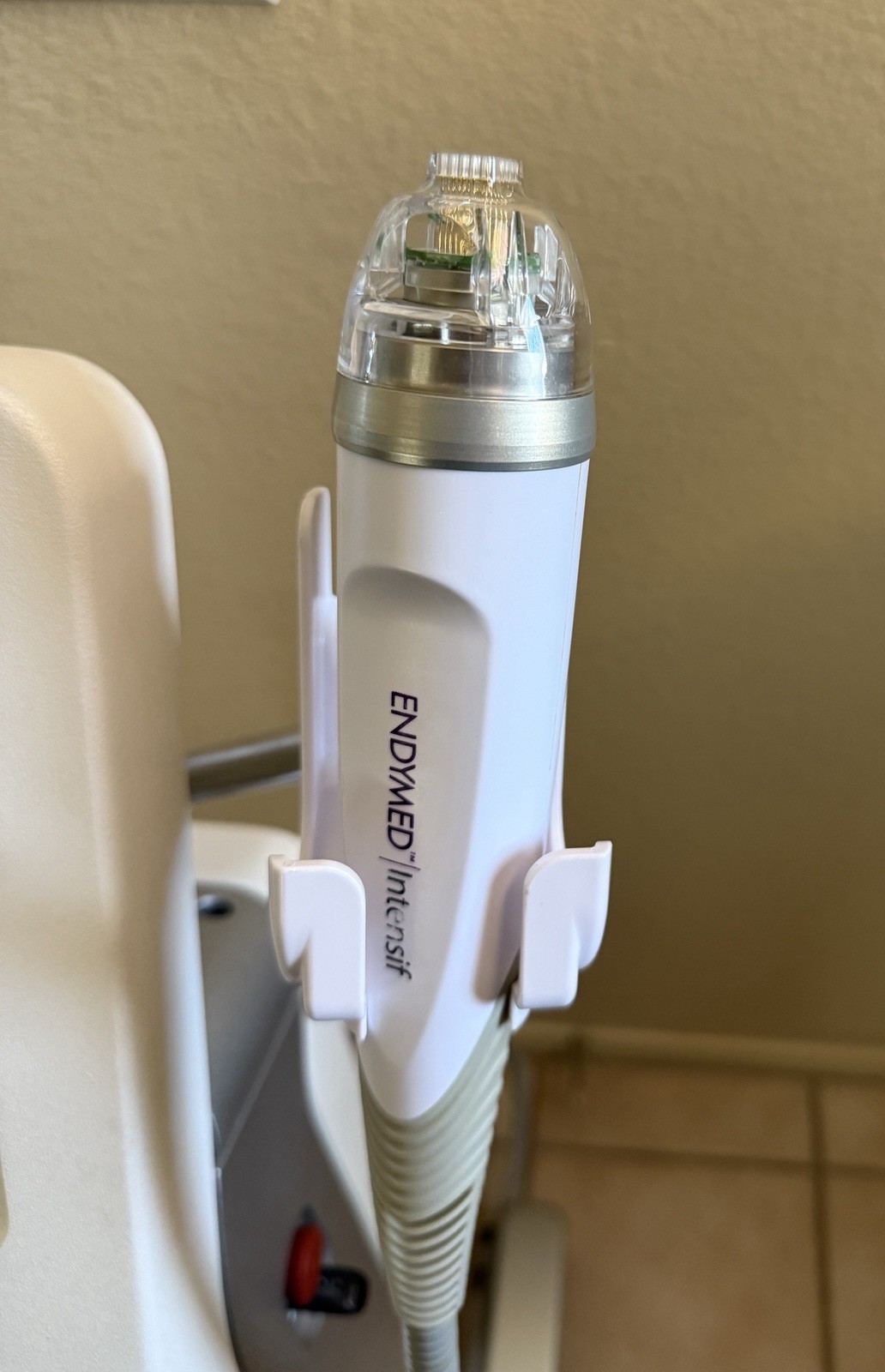 2022 Endymed Pro RF Microneedling, Body Contouring And Skin Tightening
