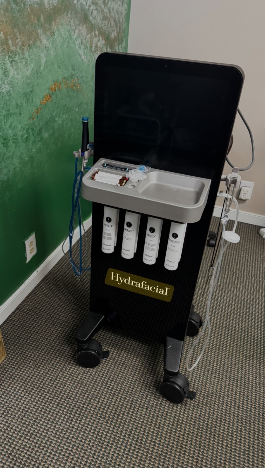 HydraFacial Syndeo Skin Treatment Machine