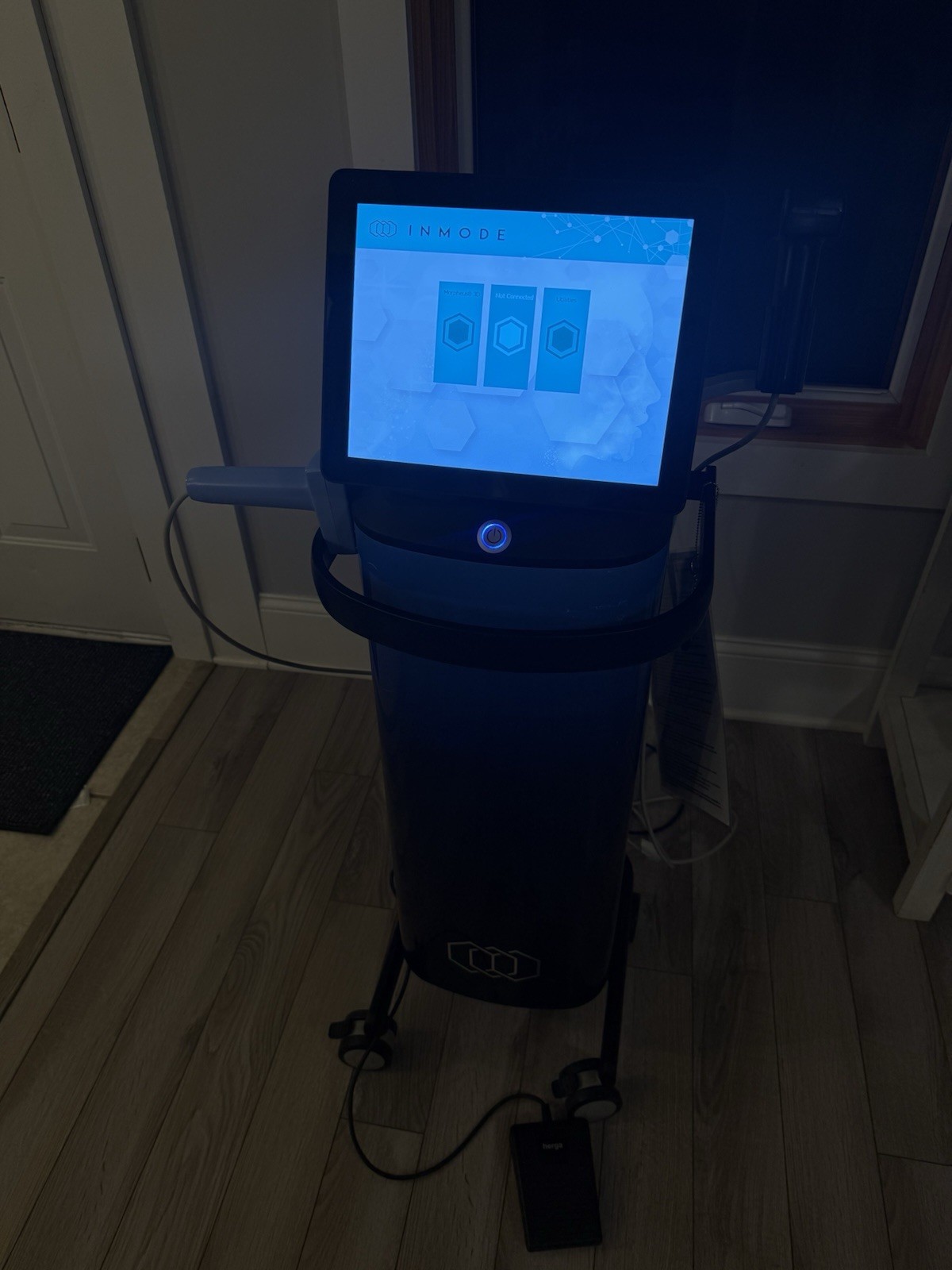 InMode RF Pro Radio Frequency Skin Tightening & Wrinkle Reducing AG609482A