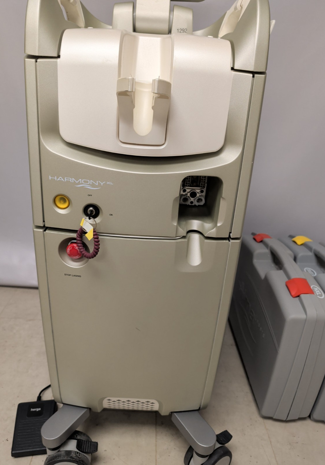 Alma Harmony XL 2015 w/ DyeVL (IPL) & SHR Handpieces