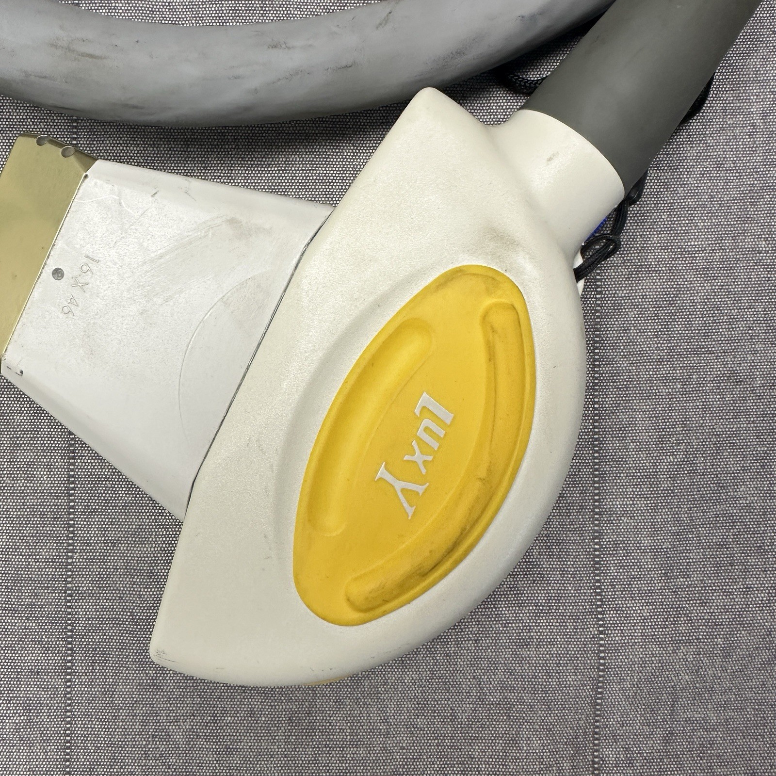 Palomar Starlux Lux Ys 300 Handpiece With 6642 Shots Yellow Tested Powers On