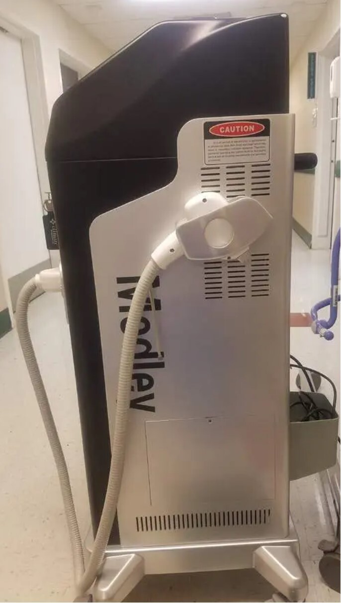 BRAND New, NEVER Used Clinically Medley Laser System – in EXCELLENT Condition!