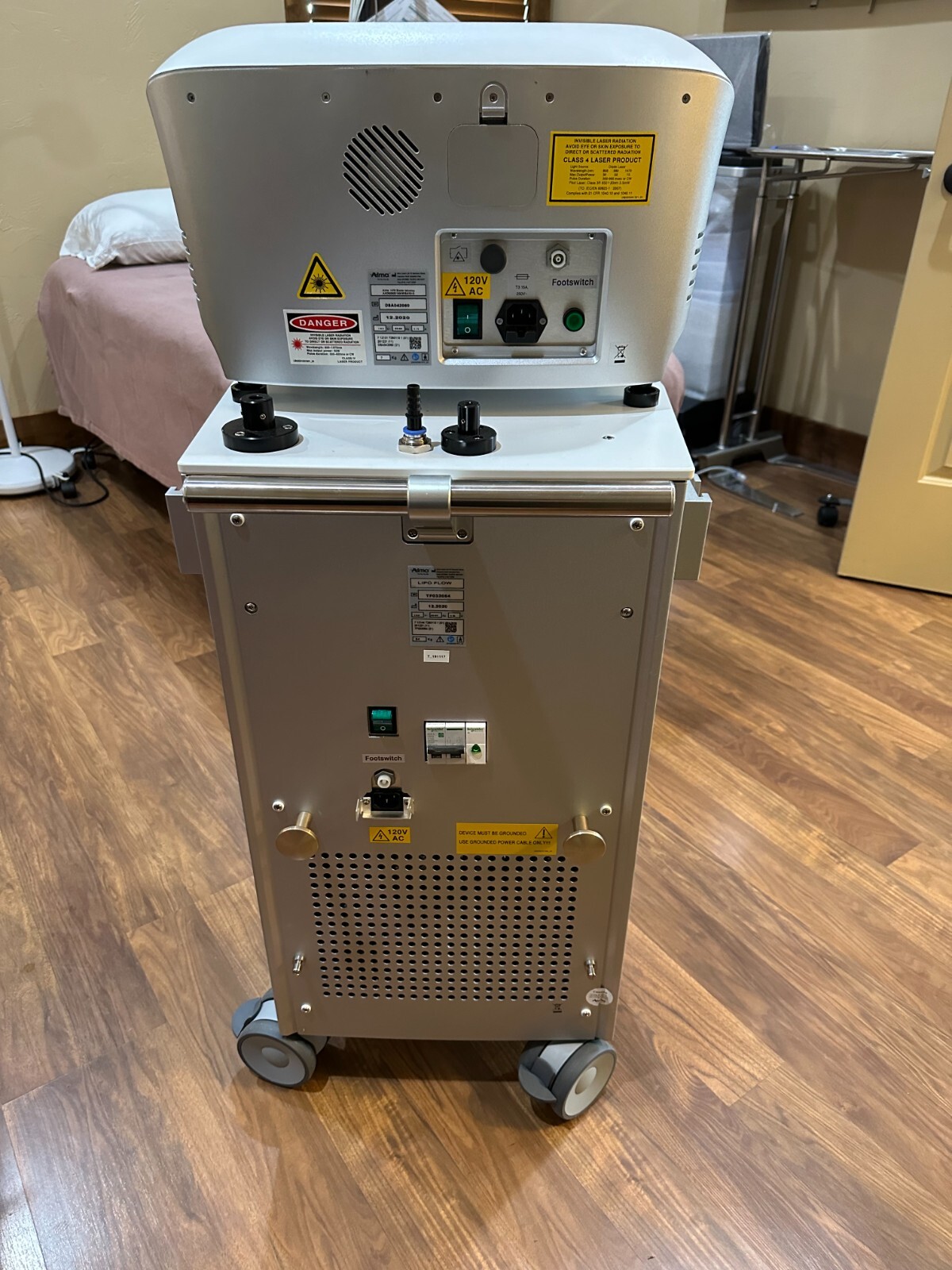 1470 BeautiFill Laser Diode LipoFlow Autologous Fat Transfer System (2021)
