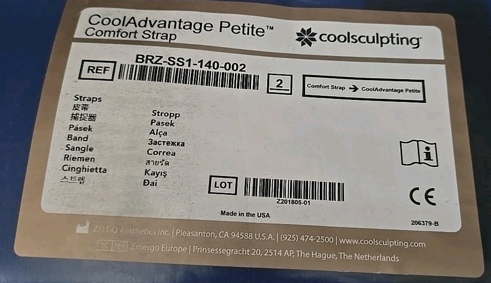 CoolAdvantage Petite Comfort Strap And Contour Hanger Looks New