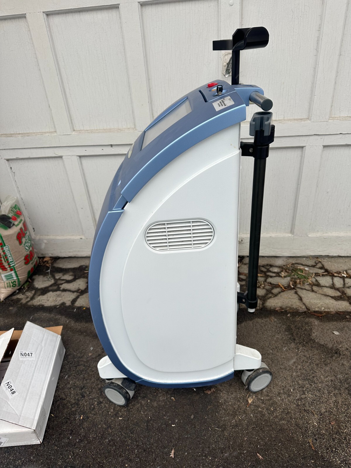 ALMA ACCENT XL LASER SKIN TIGHTENING With 4 HAND PIECES