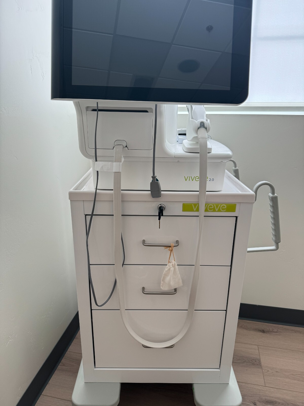 2019 Viveve 2.0 Monopolar RF Vaginal Rejuvenation Machine