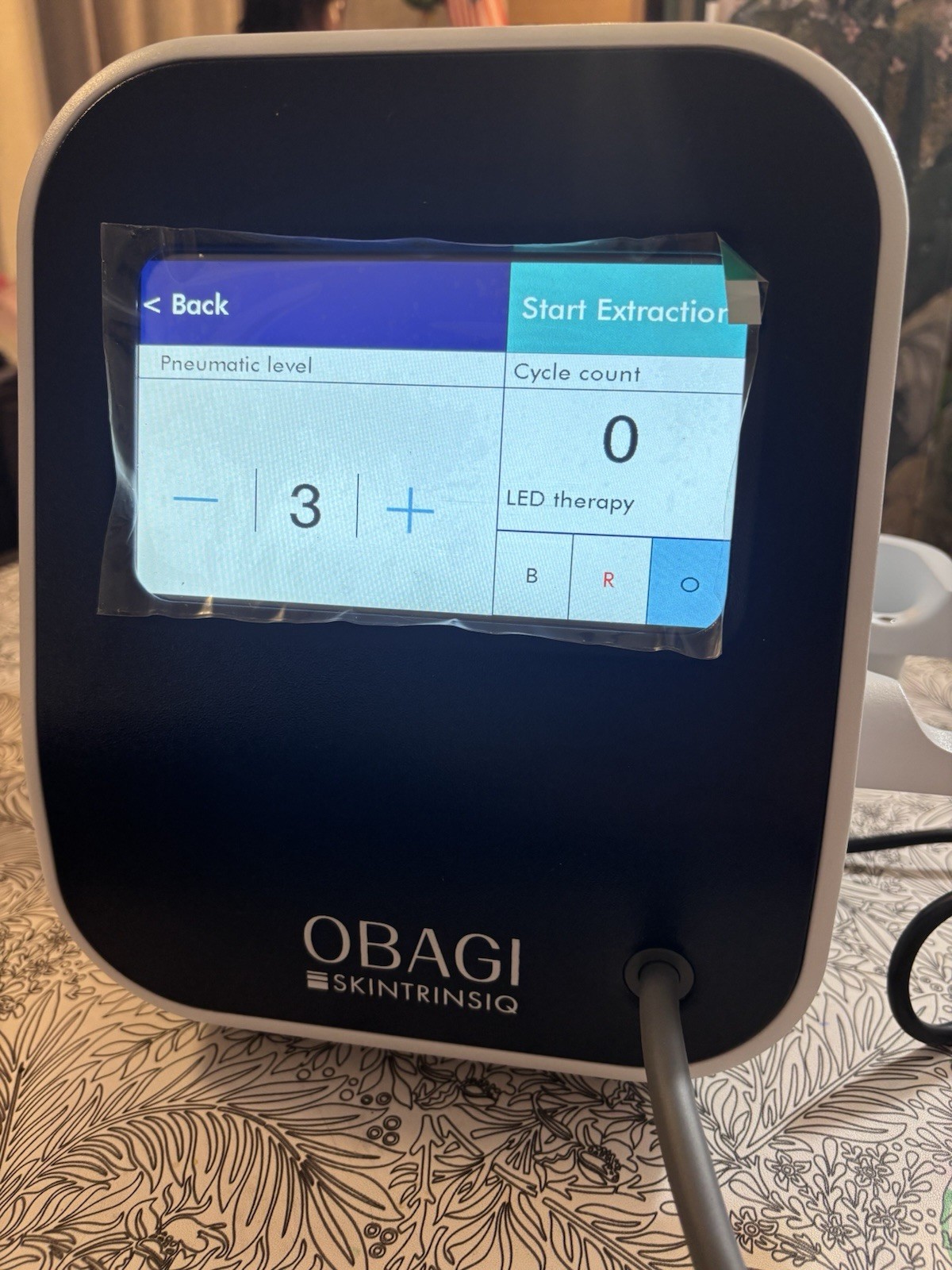 Obagi Skintrinsiq Dermabrasion Machine for Skin Tightening & Wrinkle Reducing