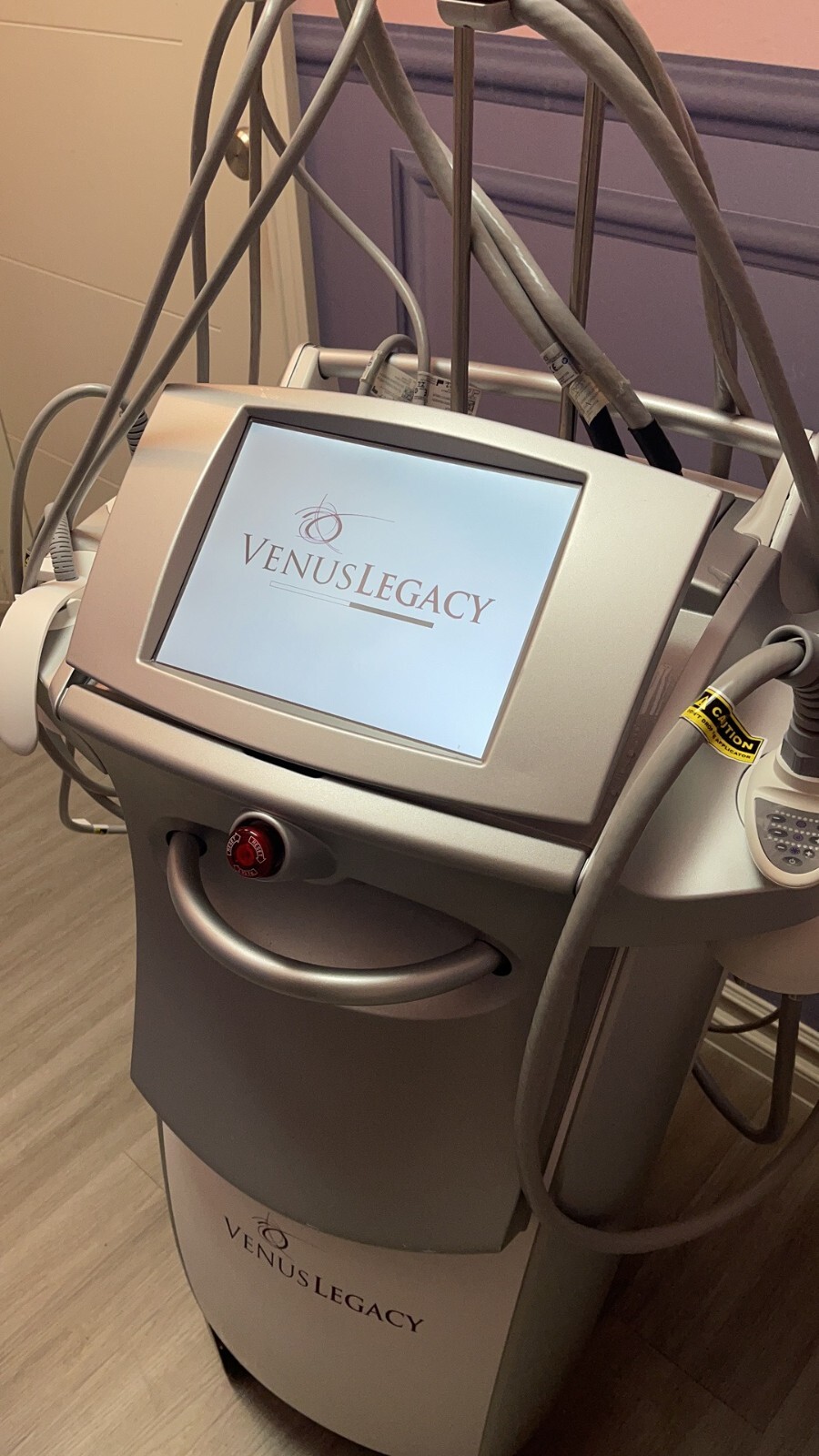 VenusConcepts VenusLegacy for Fat Melting and Cellulite Treatment- Excellent !!!