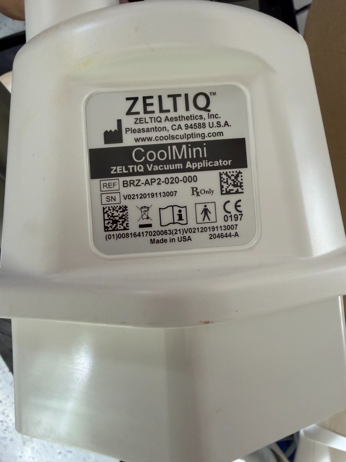 Zeltiq CoolSculpting Machine w/ Complete Applicator Package