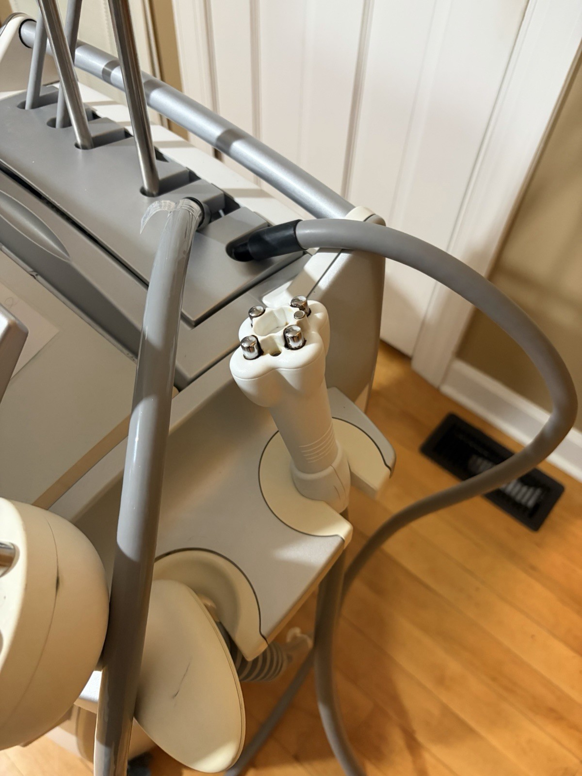 Venus Legacy Radiofrequency for Fat Melting and Cellulite Treatment LE120004