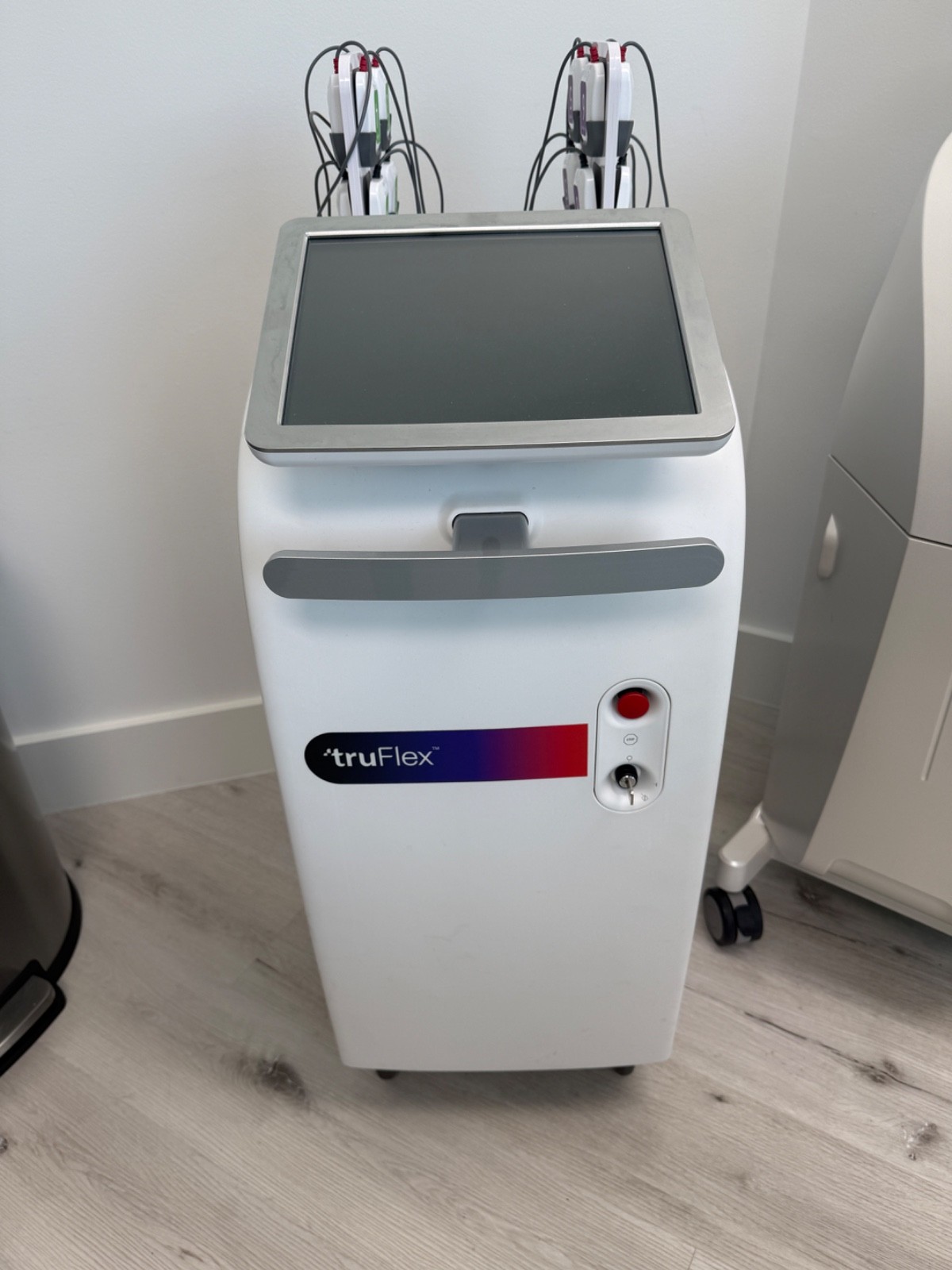 Cutera truFlex Body Sculpting Machine 2022 Muscle Stimulation Device + Gel – Med