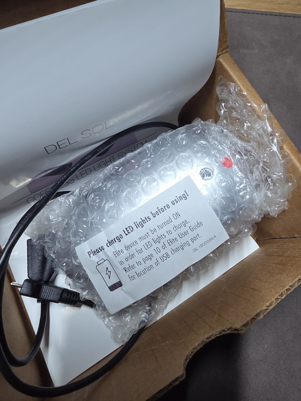 Edge Del Sol Blue Light Therapy Blue Cordless LED Light 3.7v, 1400mAh (70392)