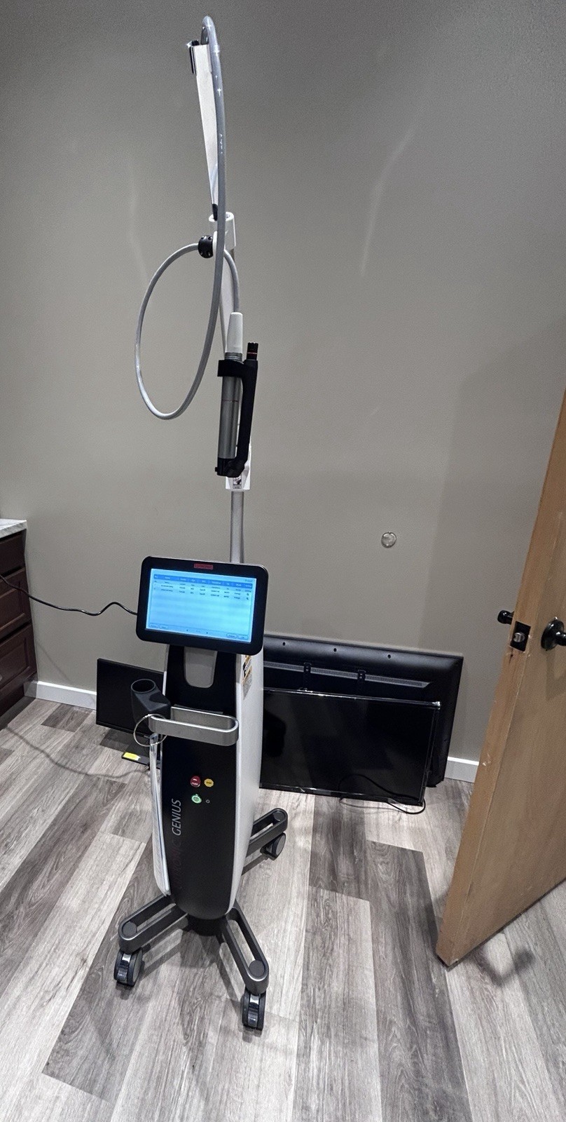 2023 Lutronic Genius RF Machine