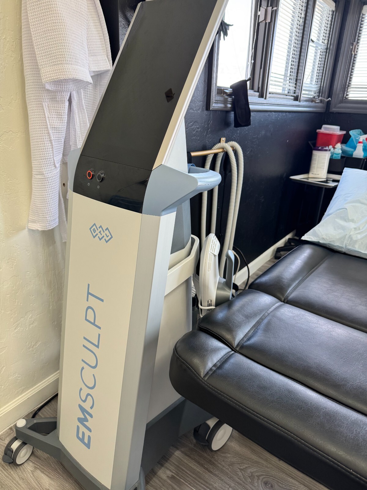 2024 BTL EMSCULPT Classic W/ Large and Small Applicators~ Excellent Condition