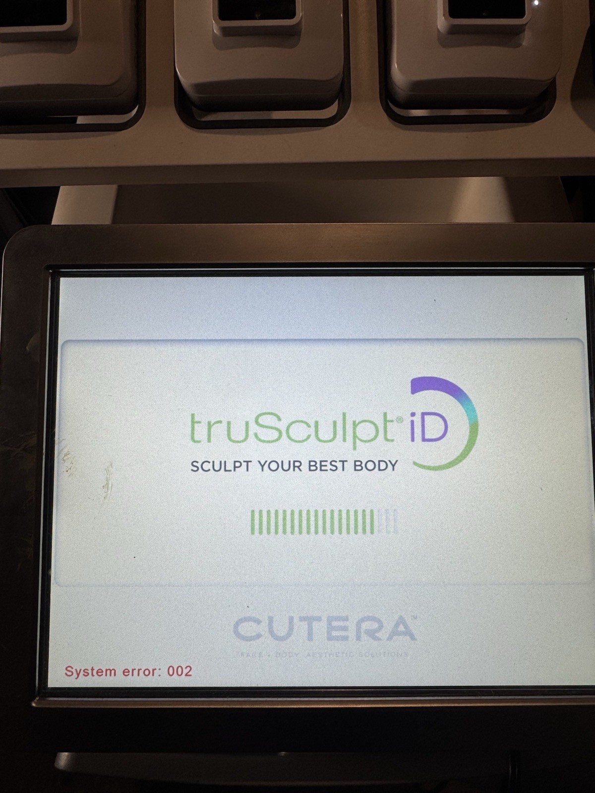 Cutera truSculpt iD Body Sculpting Machine – System Error 002 – For Parts/Repair