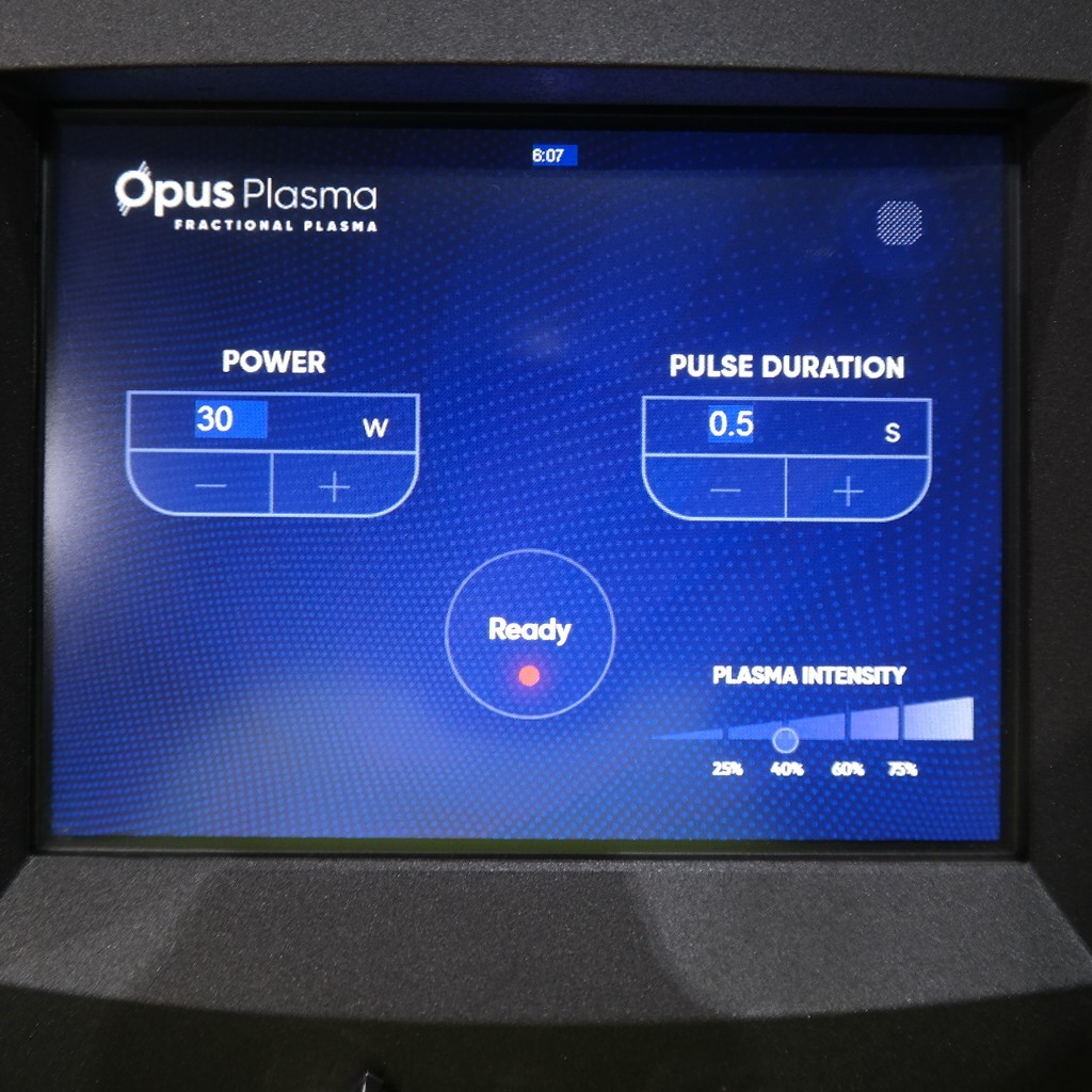 Alma Opus Plasma Fractional Plasma SKIN RESURFACING RF Treatment 2021 date code