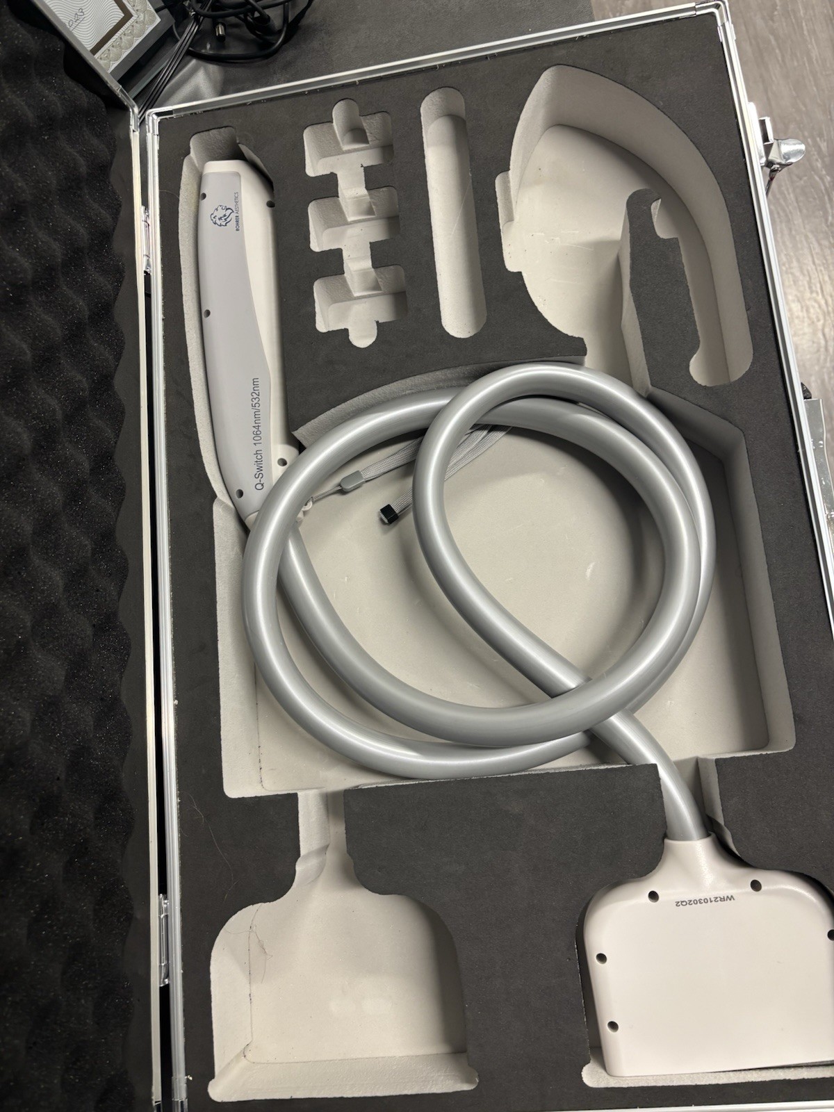 Rohrer Spectrum Multi platform laser 5 hand pieces