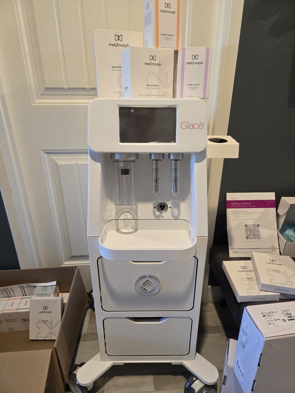 Candela Glace Cart-Mounted Aesthetic/Cosmetic Machine w/ Assorted Boxed Supplies