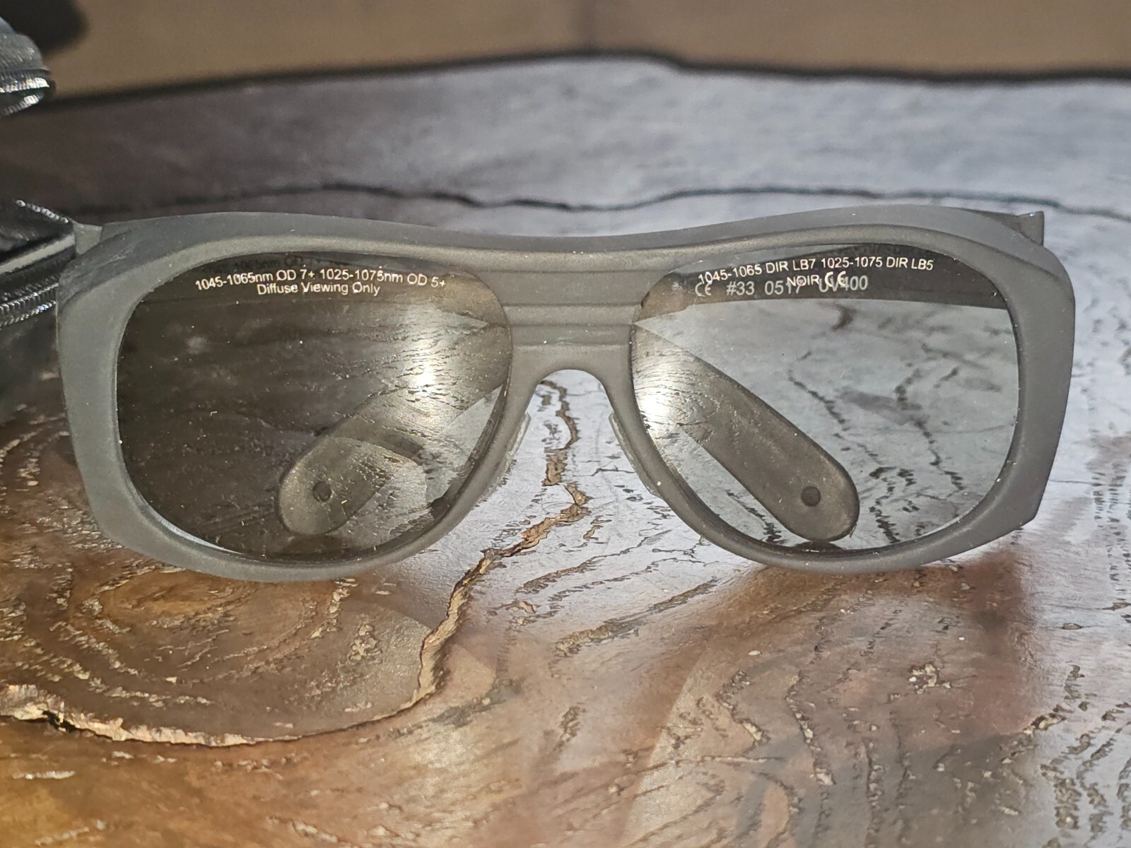 Submental SculpSure Laser Safety Glasses 1045-1065nm OD7+ | 1025-1075nm OD5+
