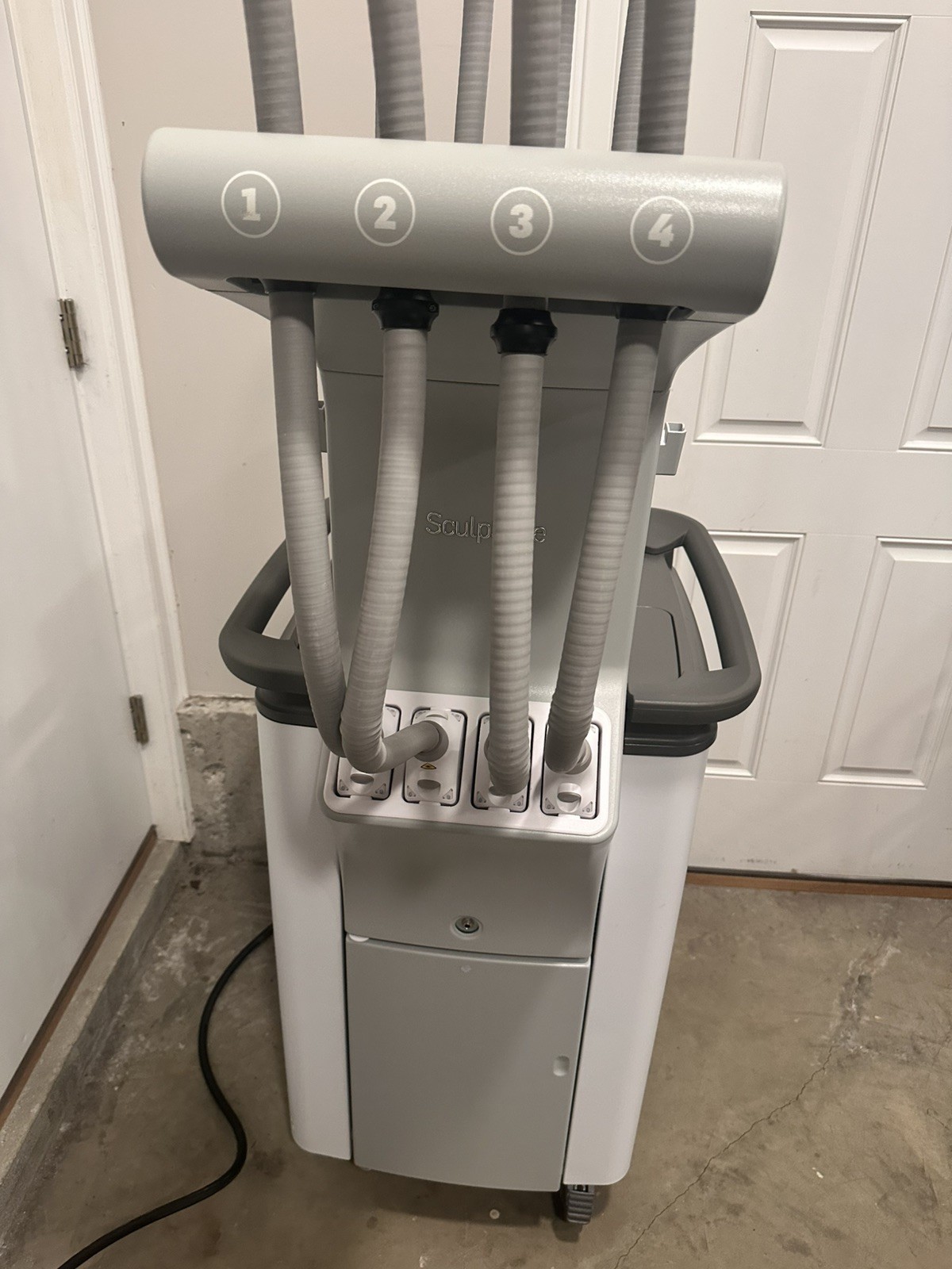Cynosure Sculpsure Advanced Laser System contouring excellent condition Tested
