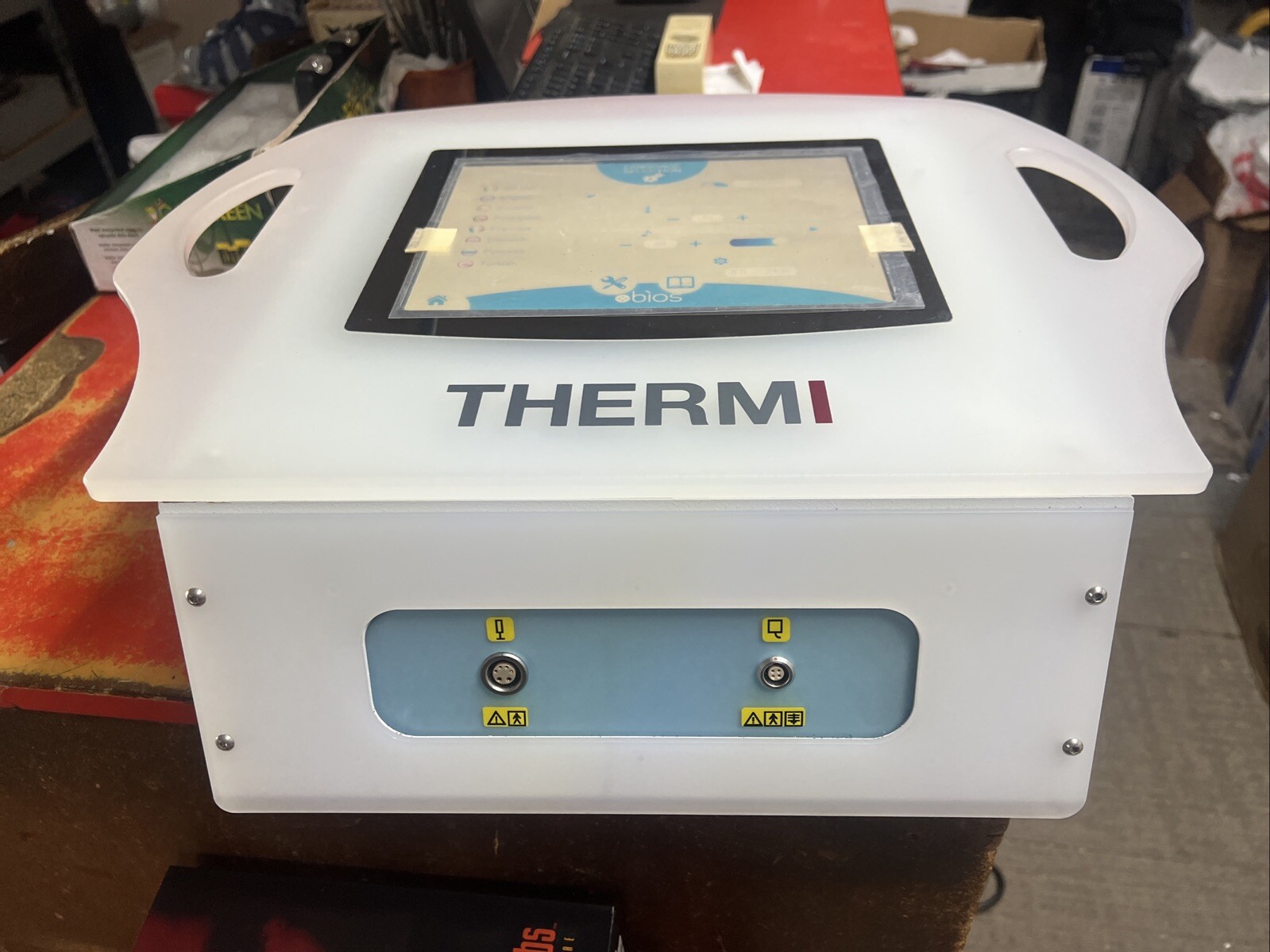 Thermi250 RF Radio frequncey Skin Tightening System with case and attachments