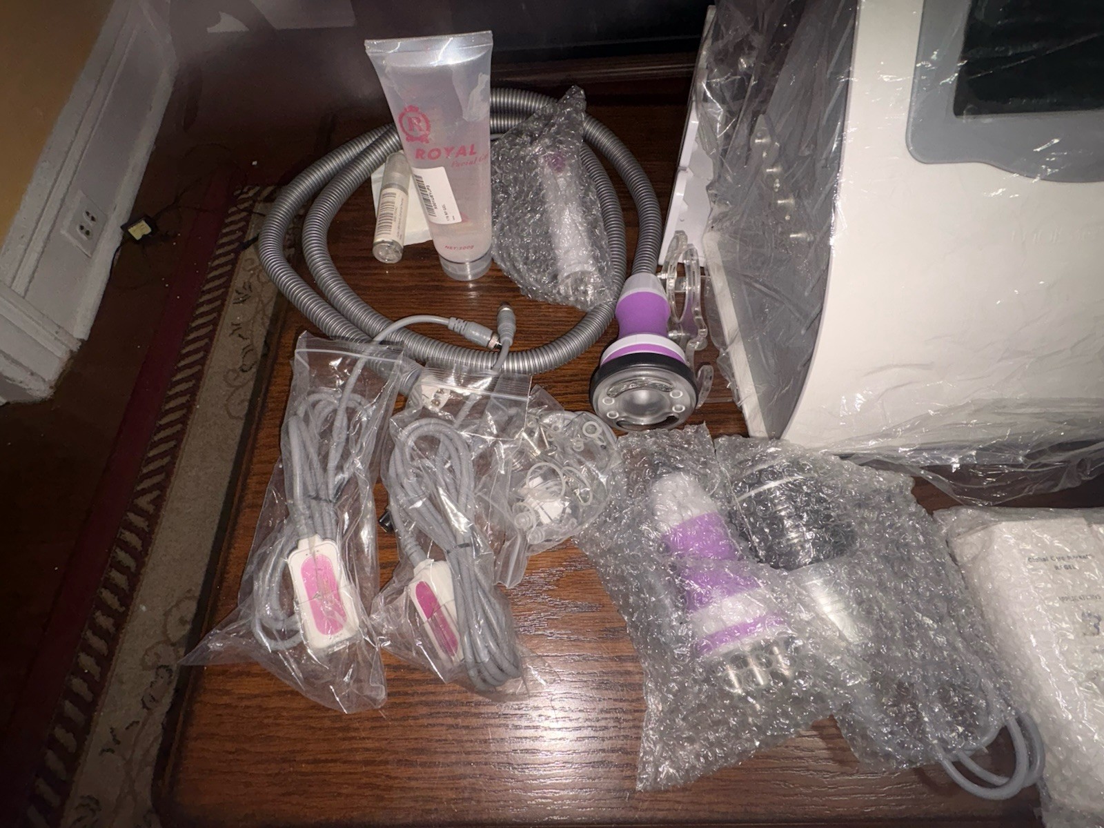 6-in-1 Unoisetion 40K Ultrasonic Cavitation RF Lipo Laser Machine + Gel
