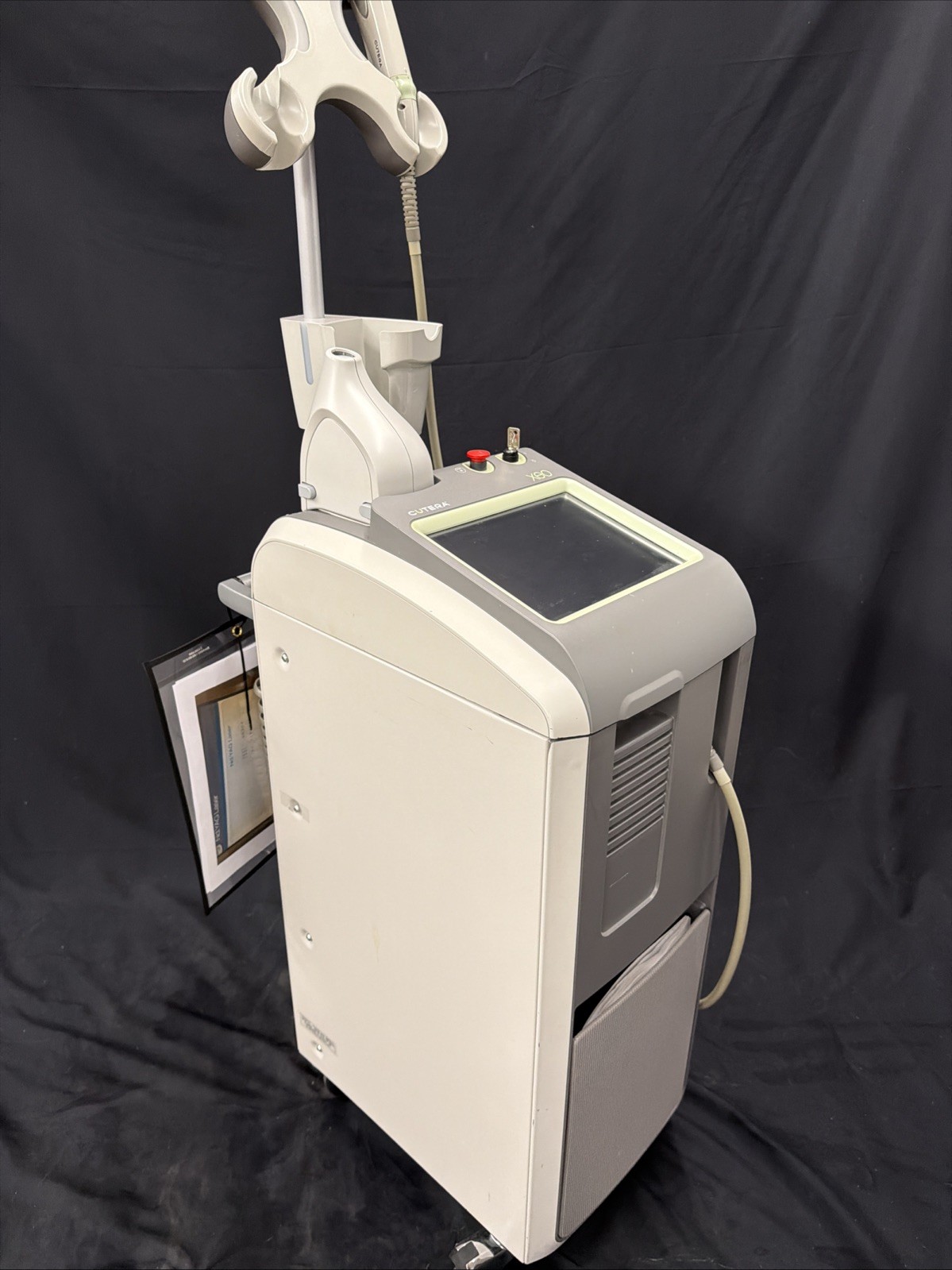 Cutera Xeo Laser with LimeLight & Pearl
