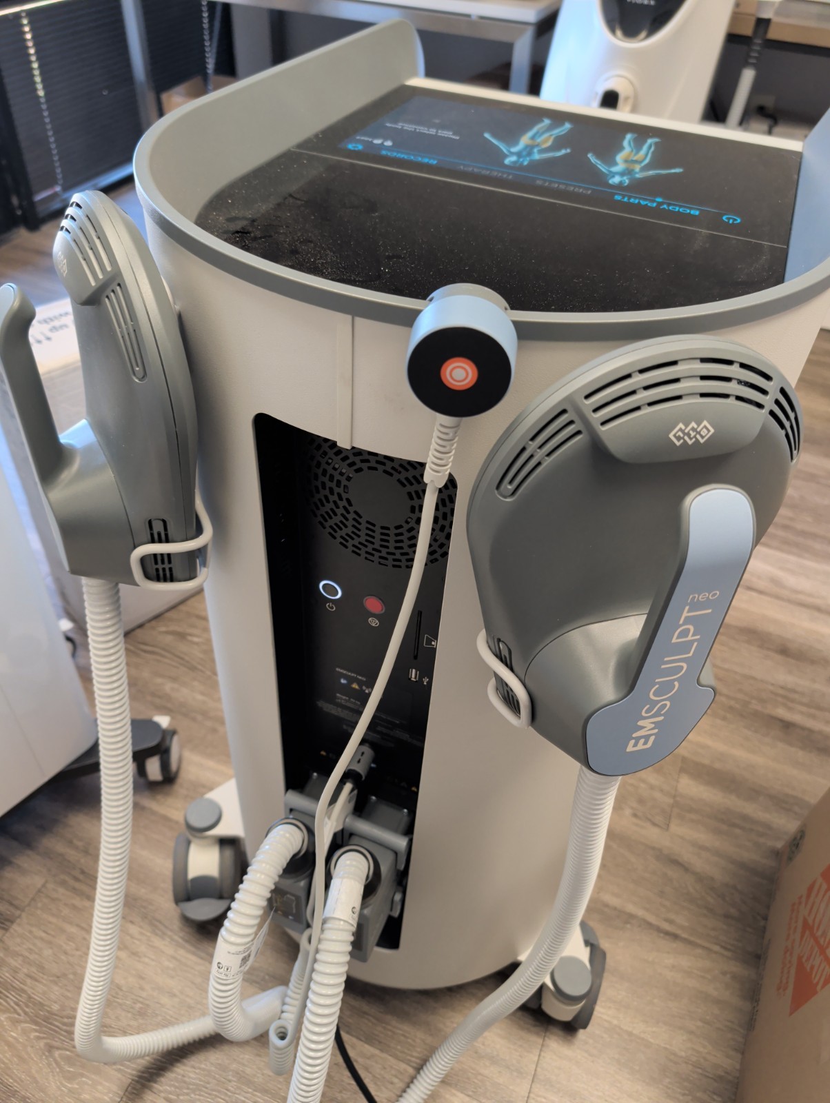 2023 BTL Emsculpt Neo RF/HIFEM+ Sm/Lg Paddles included