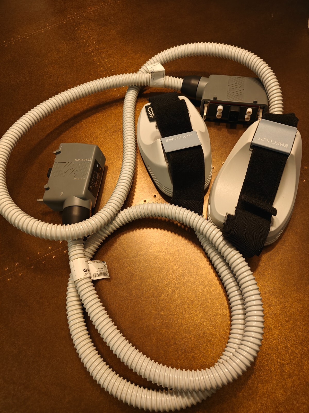 2019 BTL Aesthetics Emsculpt with large and small applicators