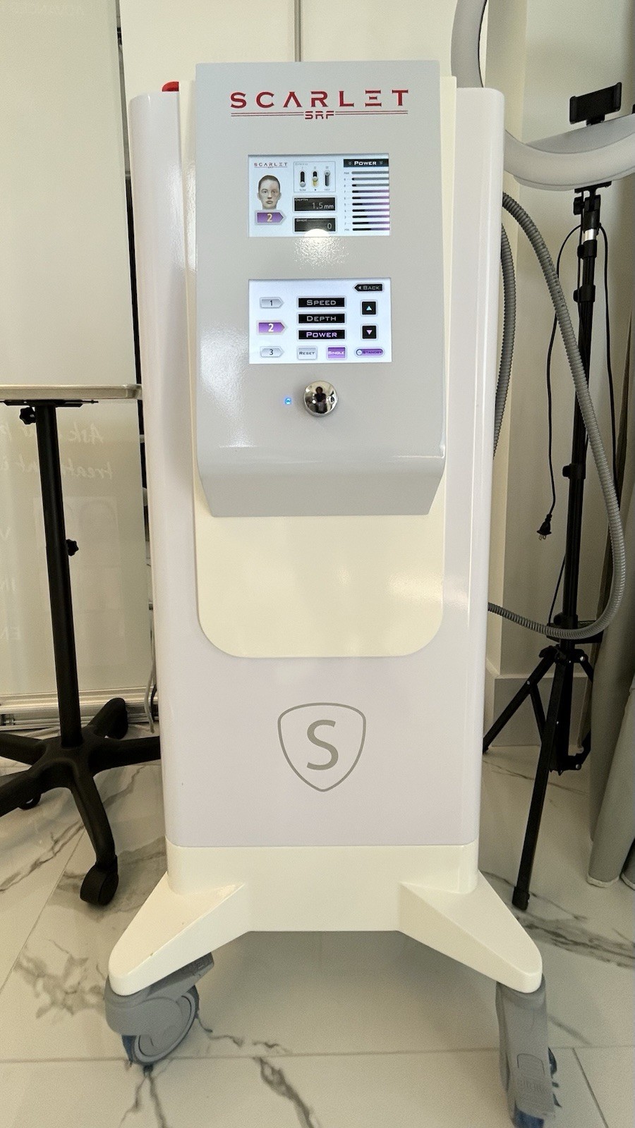 Scarlet SRF Radio Frequency Skin Tightening Device