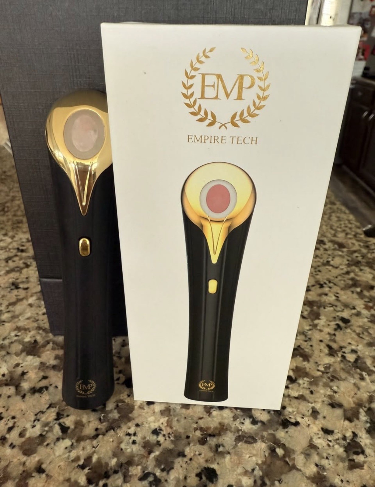 Derma Jade Eye Solution Red Light Therapy Wand (New-Unopened)