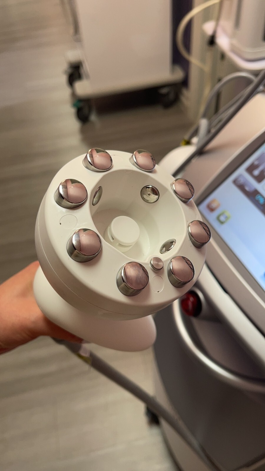 VenusConcepts VenusLegacy for Fat Melting and Cellulite Treatment- Excellent !!!