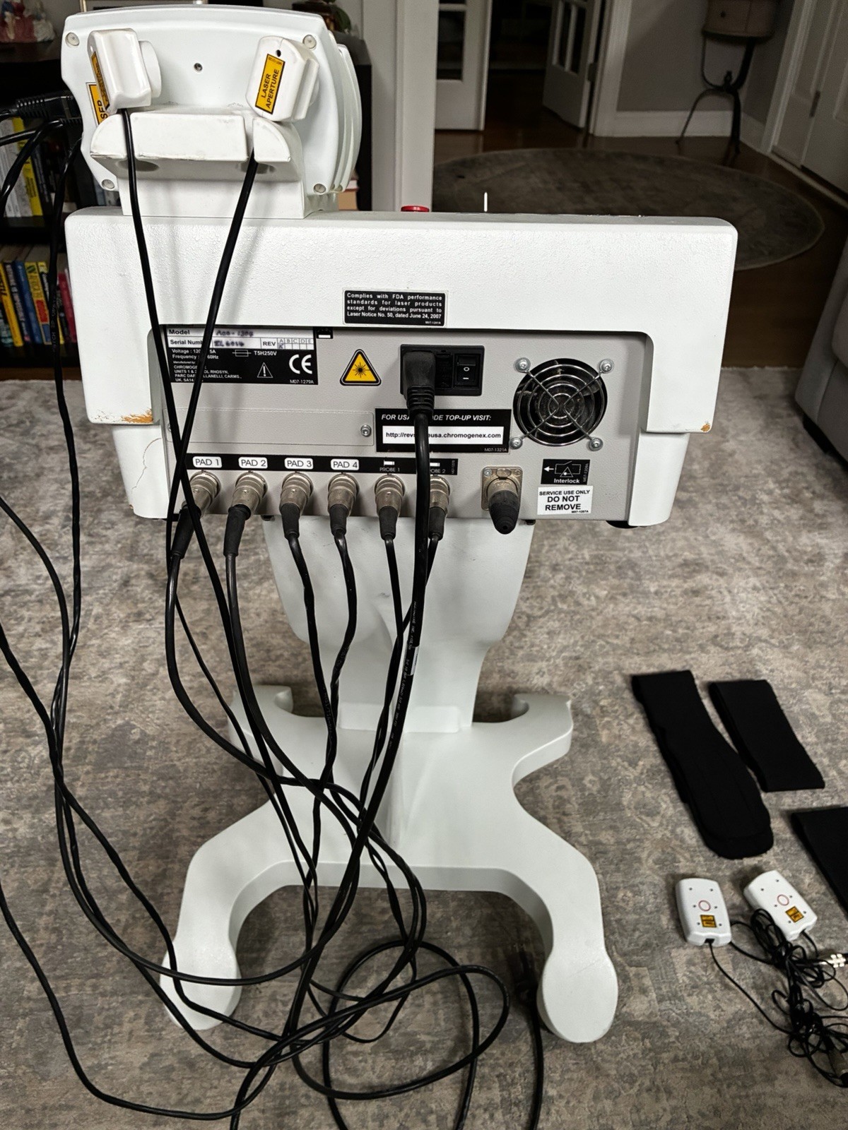 Chromogenex i-Lipo Ultra Laser Body Contouring System, Cart Mounted