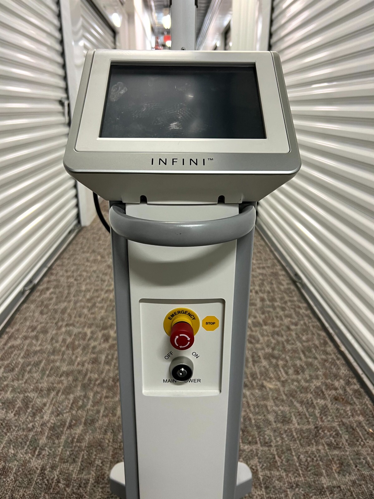 Lutronic Infini Microneedling RF Aesthetic Laser w/ new heads