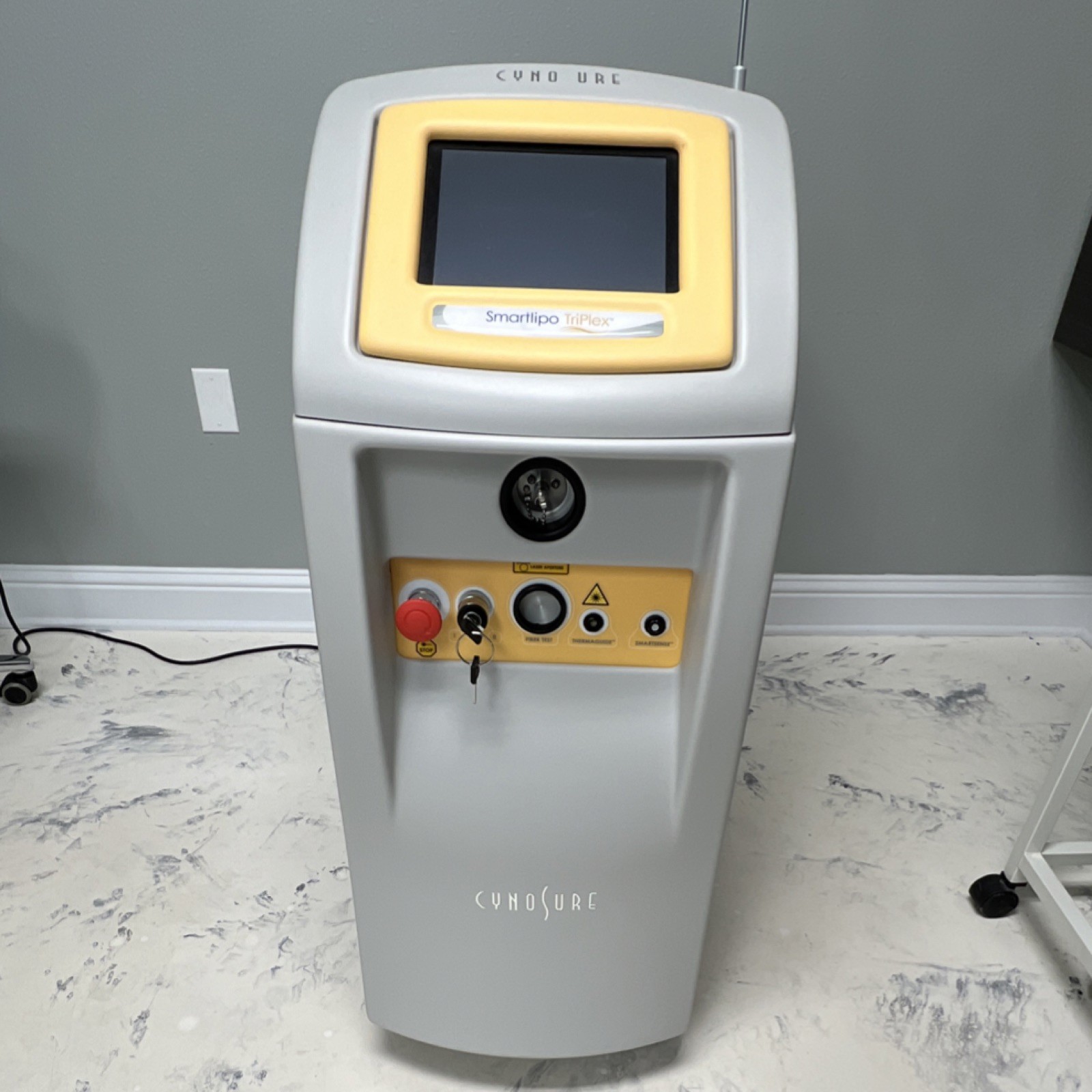 Cynosure Smartlipo Liposuction Laser Machine for Weight Reduction