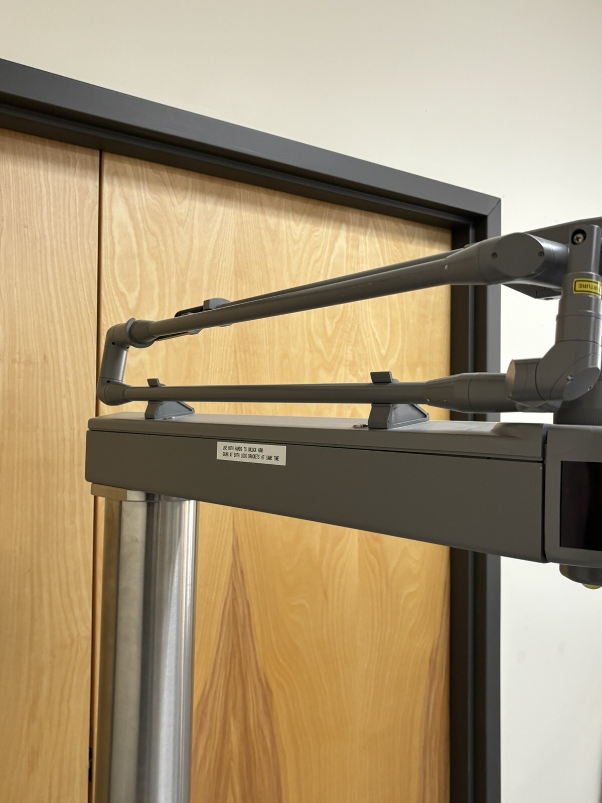 Coherent Lumenis Sharplan 1055s CO2 Laser With Accessories.