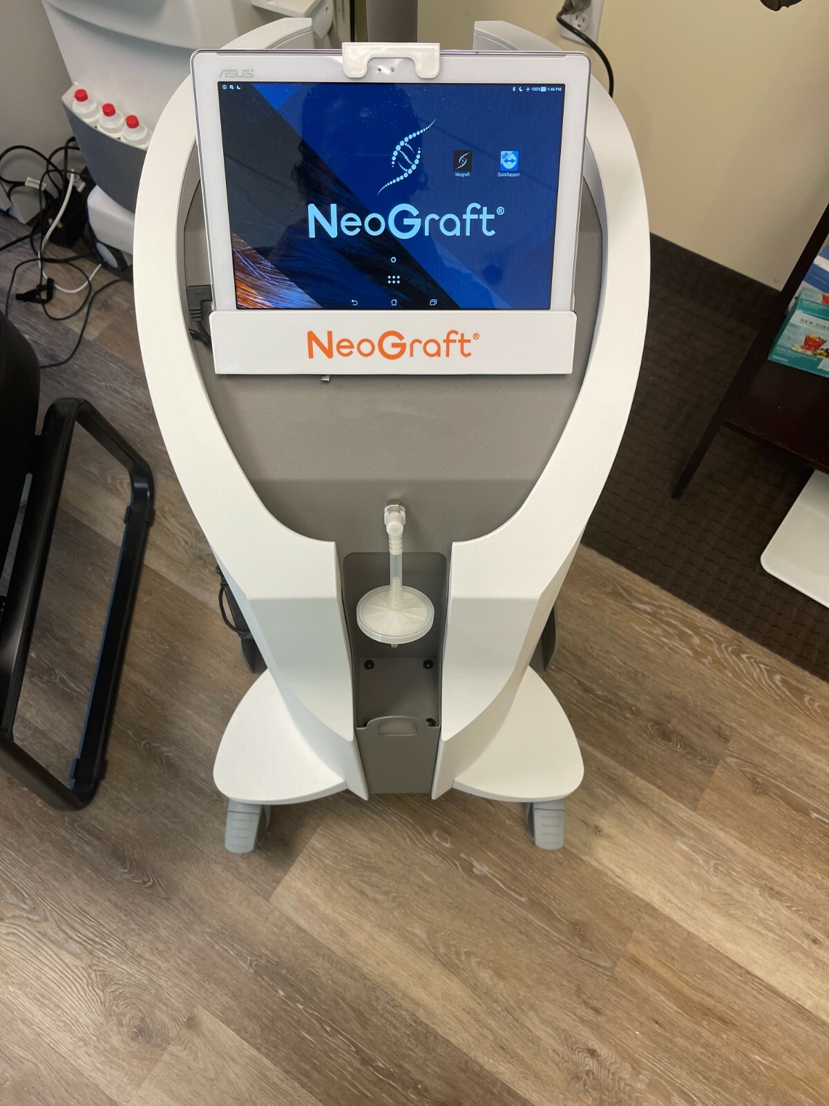 2018 Venus Concept NeoGraft 2.0 ~ Single Owner System ~ Includes 112,644 Grafts