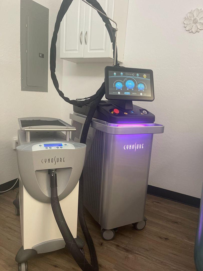 2020 CYNOSURE Elite iQ and Zimmer Cryo 6