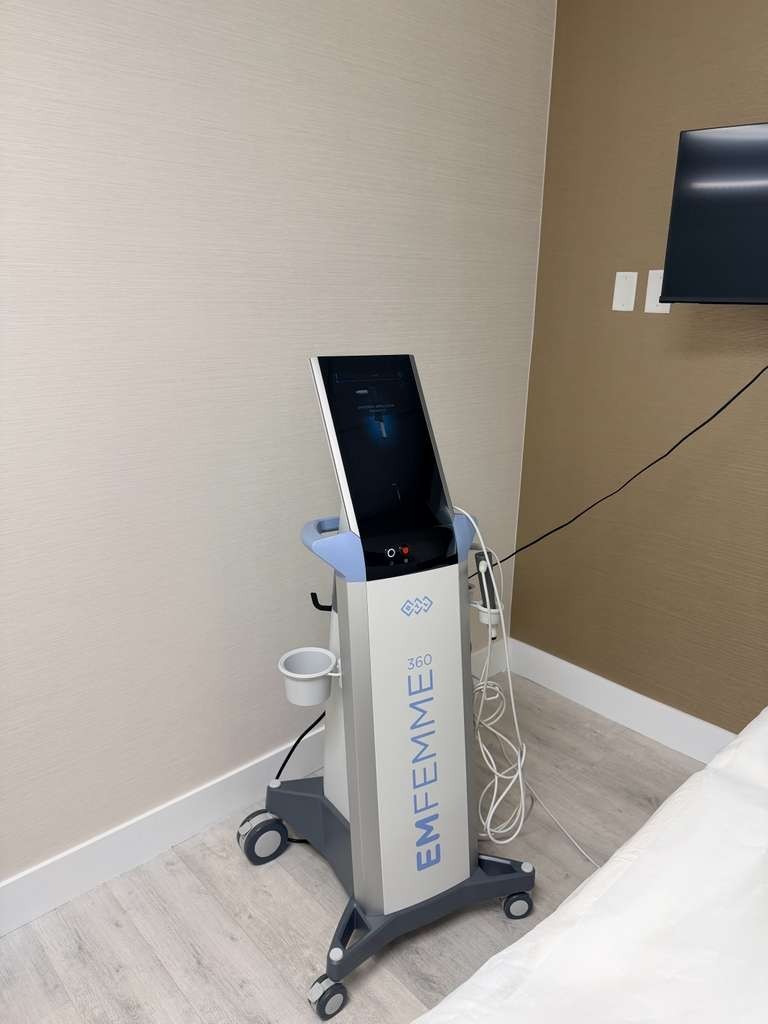 BTL Emfemme 360 Vaginal Rejuvenation Machine W/ new Tips included 2022 model