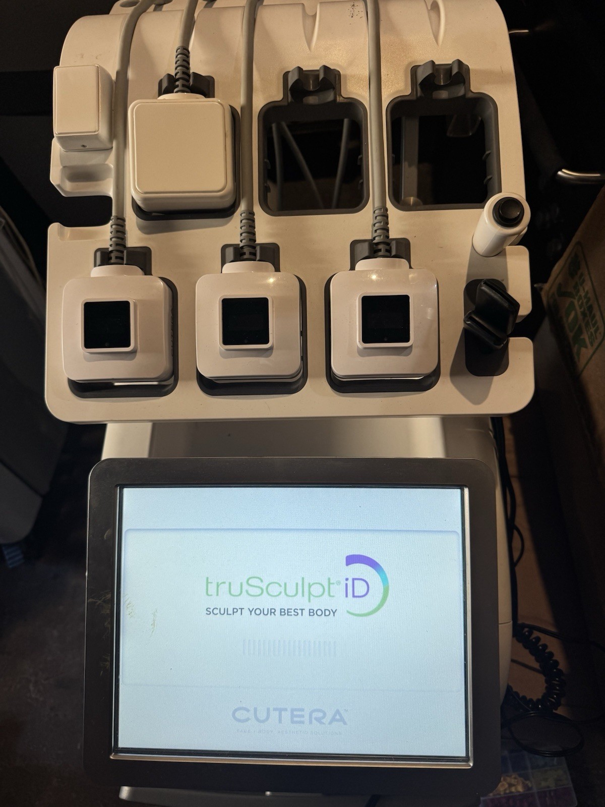 Cutera truSculpt iD Body Sculpting Machine – System Error 002 – For Parts/Repair