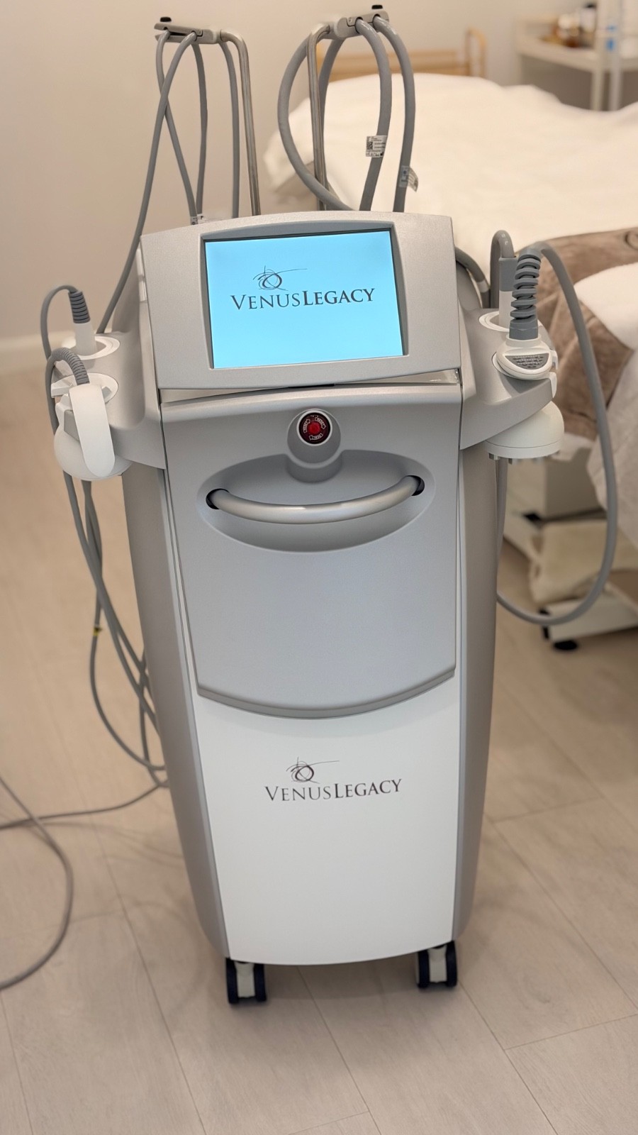 Venus Legacy 2024, One owner, Original Brand