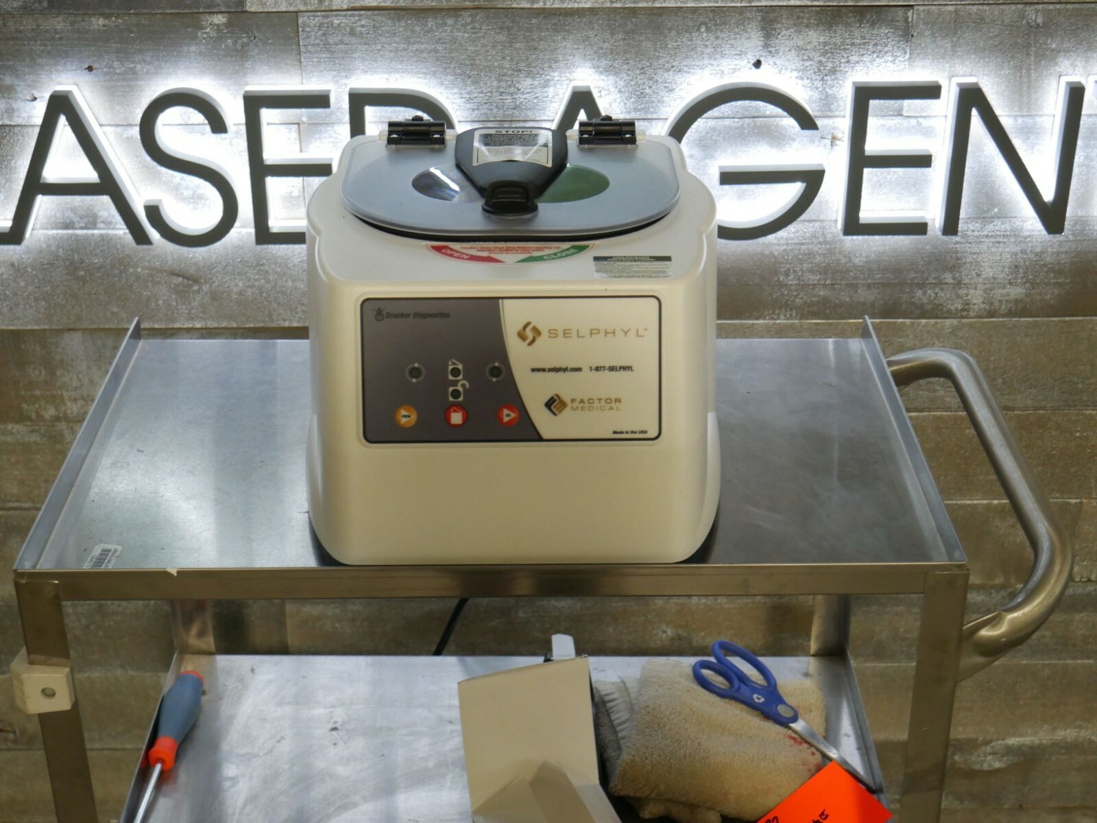 PRP Centrifuge 6 Place fixed speed