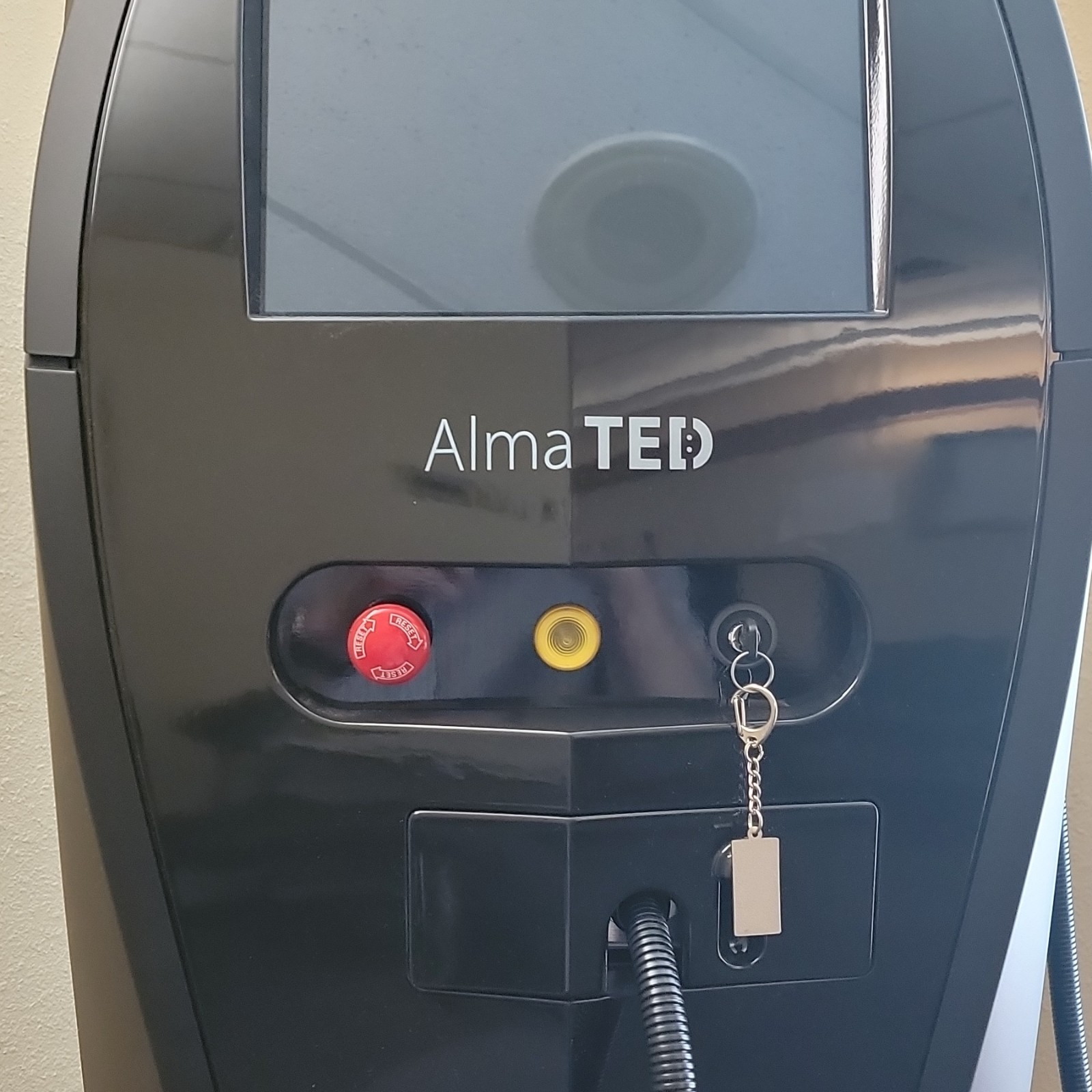 Alma TED Hair Restoration Machine, Cart Mounted, Cosmetology Use
