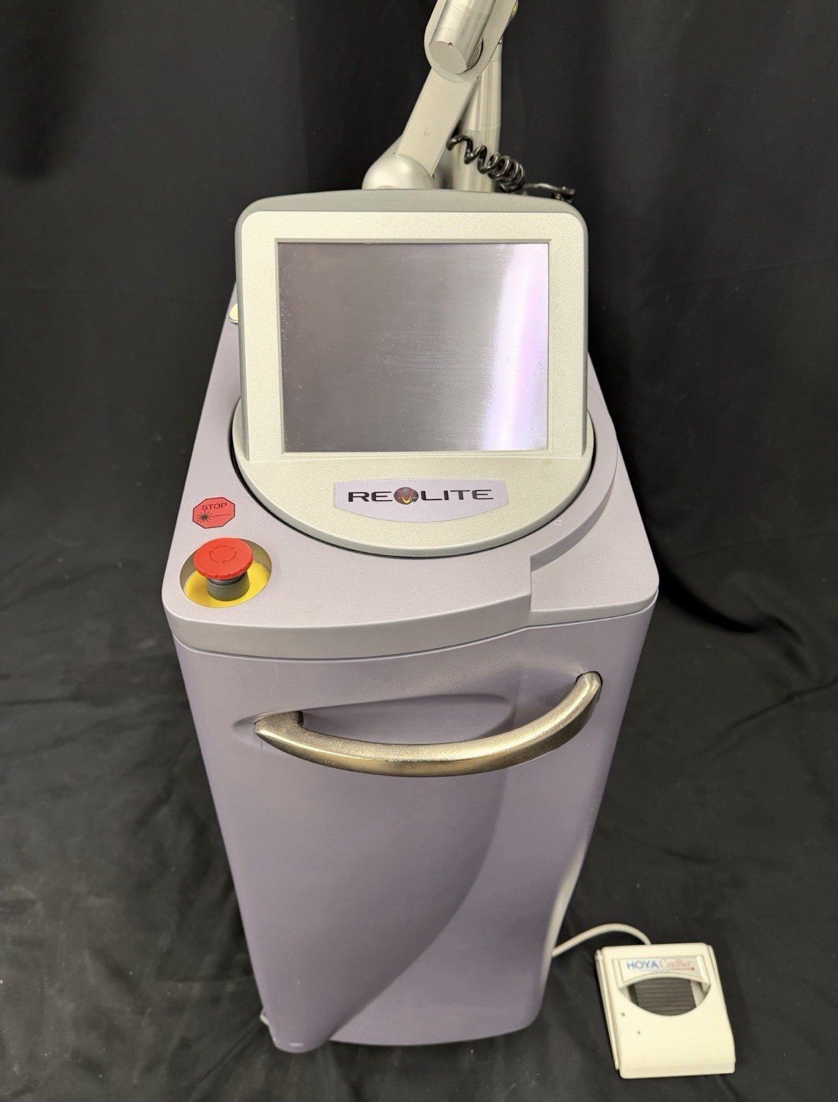 Hoya ConBio Revlite Laser
