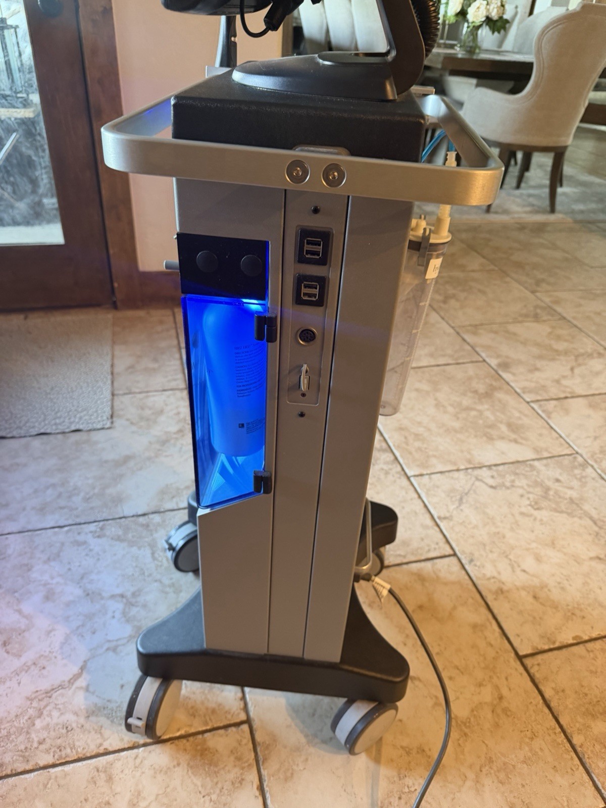 HydraFacial HydraFacial MD Dermabrasion Cart-Mounted Touchscreen Skin Tightening