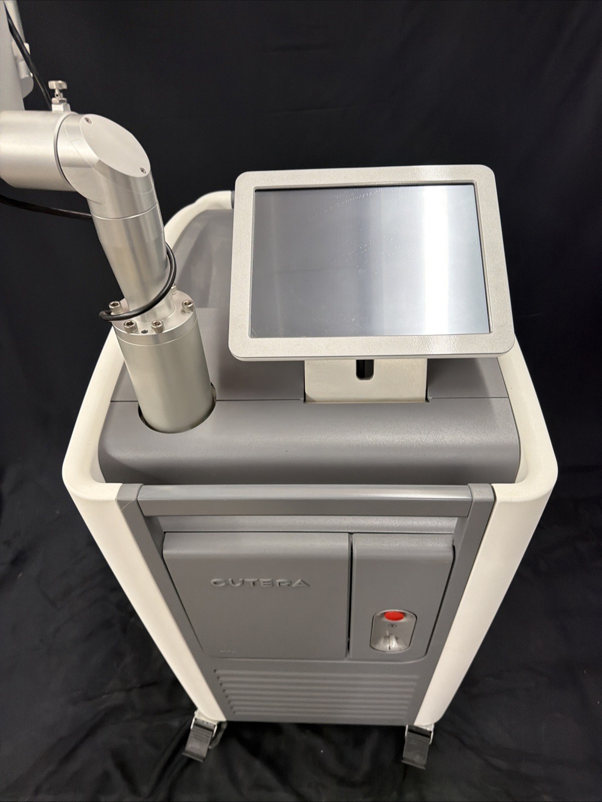 Cutera Enlighten Laser