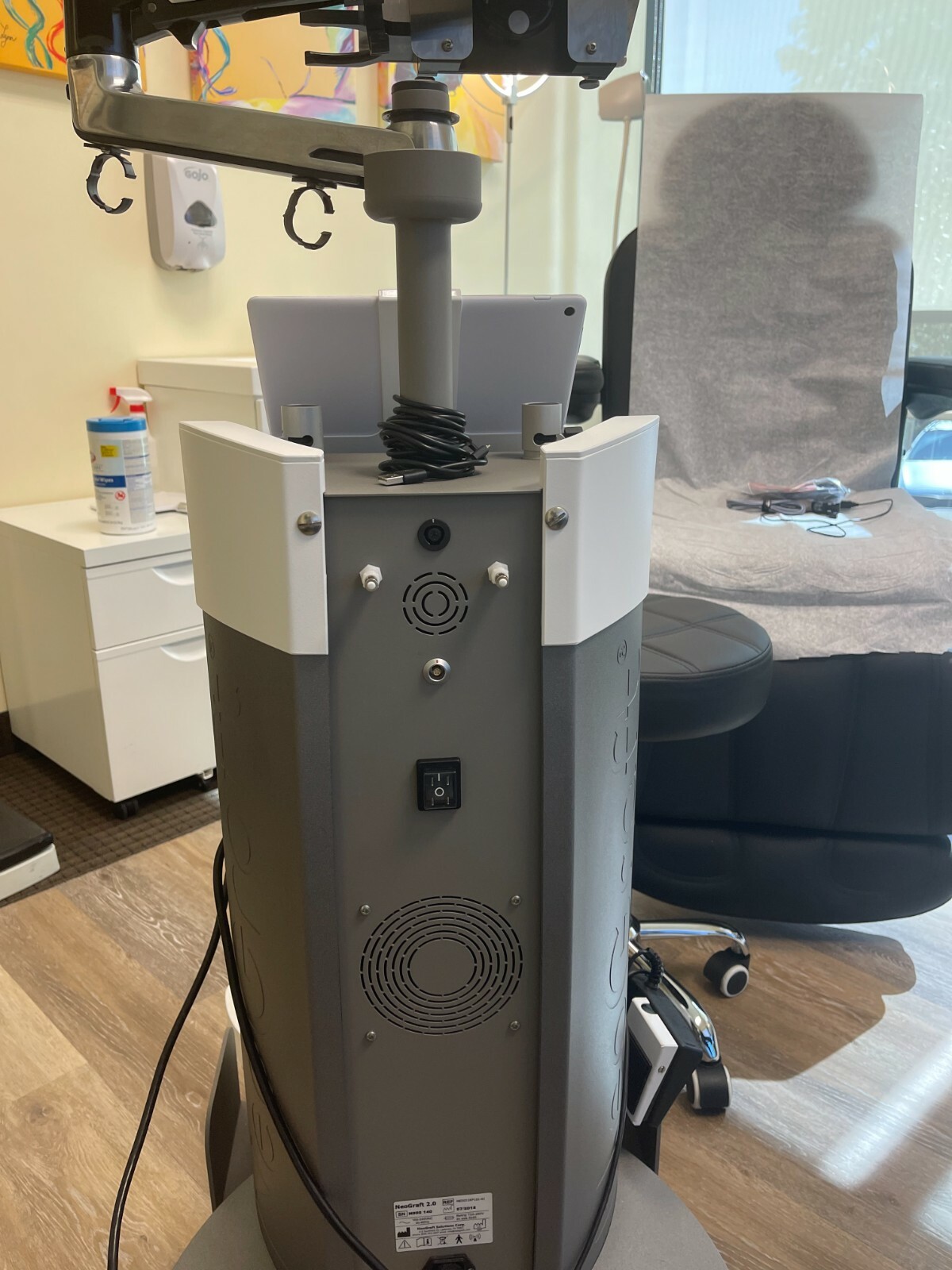 2018 Venus Concept NeoGraft 2.0 ~ Single Owner System ~ Includes 112,644 Grafts