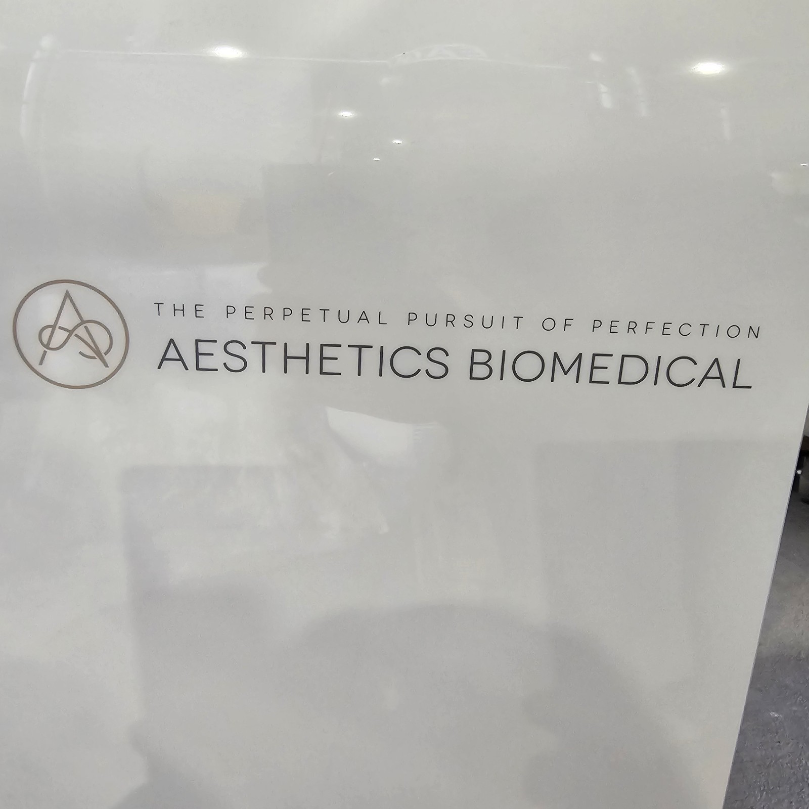 Aesthetics Biomedical VIVACE ULTRAVISION